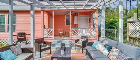 House (3 Bedrooms) | Front of property