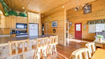 Rumah (2 Bedrooms) | Interior