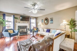 House (4 Bedrooms) | Interior - Spacious Family-friendly Home in Denham Springs! (Denham Springs)