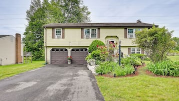 House (3 Bedrooms) | Front of property