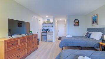 Apartment (0 Bedroom) | Interior