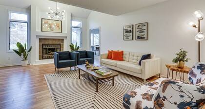 Tranquil Fort Wayne Home: 7 Mi to Downtown