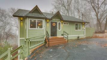 Cottage (3 Bedrooms) | Interior