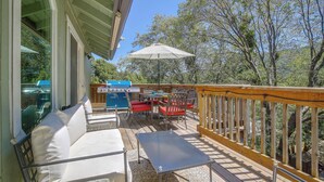 Unclassified image, 5 of 39, button - Lake, Trails & Slopes! Family Cottage in Crestline (Crestline)