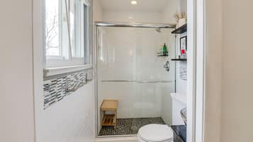House (3 Bedrooms) | Bathroom | Shower