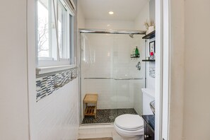 Hus (3 Bedrooms) | Bad | Dusj
