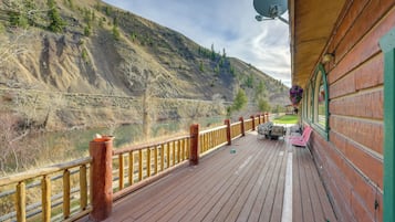 House (3 Bedrooms) | Front of property