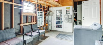 Dog-friendly Albuquerque Home: 1 Mi to U of NM!