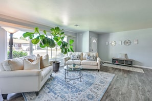 Casa (2 Bedrooms) | Interior
