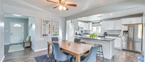 House (2 Bedrooms) | Interior