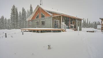 House (1 Bedroom) | Interior