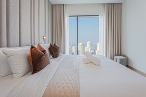 Elite Apartment, 3 Bedrooms, Balcony, Harbour View | 3 bilik tidur, cadar kapas Mesir, peralatan tempat tidur premium 