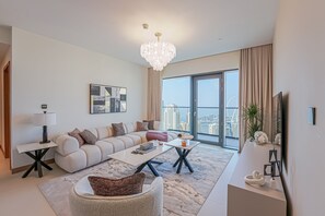 Elite Apartment, 3 Bedrooms, Balcony, Harbour View | Living area - NEW Luxe 3BR - Vida Marina - Great Views (Dubai)