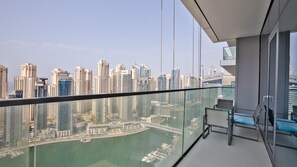 Design Apartment | Balcony - Luxury StayCation - Tranquil Waters: 2BR Luxury Apart. in Dubai Marina  (Dubai)