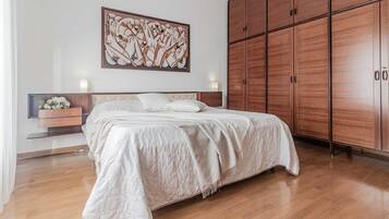 2 Schlafzimmer, Bügeleisen/Bügelbrett, kostenloses WLAN, Bettwäsche