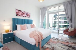 Leilighet – deluxe | 2 soverom, individuelt innredet, strykejern/-brett og wi-fi (inkludert)