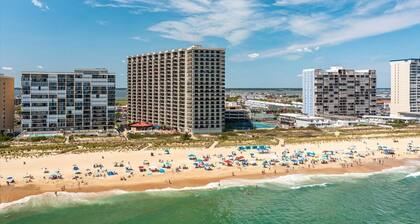 Newly Listed - Beachfront Building, Amazing Views, Indoor and Outdoor Pools!