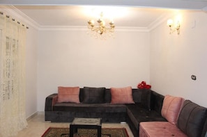 TV - Entire rental unit in New Cairo (New Cairo)