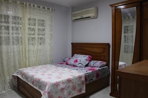 2 bedrooms, iron/ironing board, free WiFi, bed sheets - Entire rental unit in New Cairo (New Cairo)