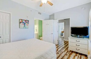 3 bedrooms, free WiFi, bed sheets, wheelchair access