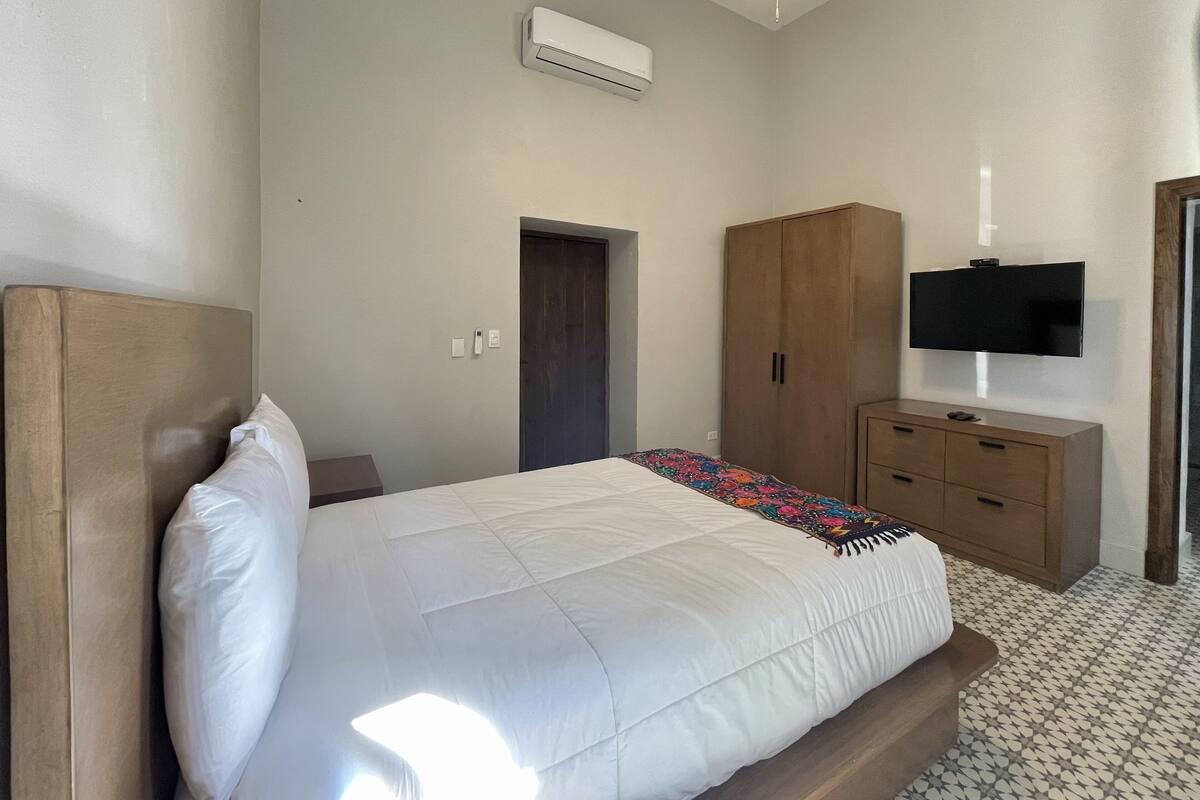 Iron/ironing board (on request), WiFi (free)