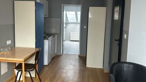 Unclassified image, 2 of 13, button - Hotel Fly'In (Offenbach am Main)