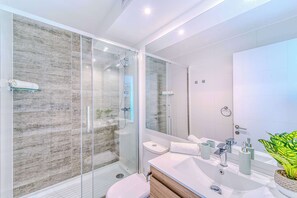 Shower - Pacific Retreat - Mirador el Yeco (Algarrobo)