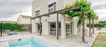 Holiday Home 'Sant Pere' with Private Pool, Private Terrace and Wi-Fi
