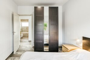 4 chambres, fer et planche à repasser, Wi-Fi gratuit