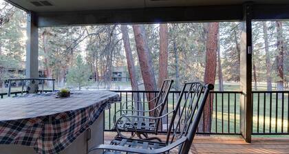 Fourth Sisters Bliss 2 bedroom 2 bath w/ fireplace