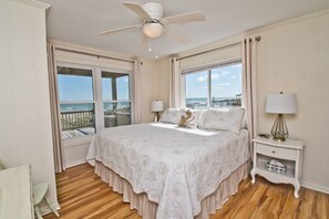 3 bedrooms, WiFi - Glasshouse West, Oceanfront Duplex in Emerald Isle, NC! (Emerald Isle)
