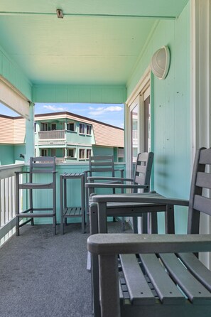 Property grounds - SeaSpray 225, Oceanview Condo in Atlantic Beach, NC! (Atlantic Beach)