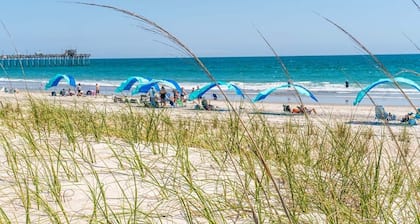Shell Seekers, Oceanfront House in Emerald Isle, NC!
