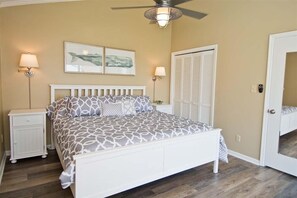 2 habitaciones, tabla de planchar con plancha, cuna de viaje y wifi 