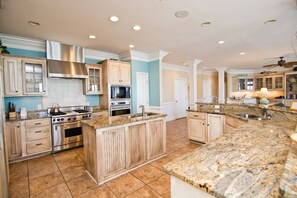 Fridge, microwave, oven, dishwasher - Southern Breeze, Oceanfront House in Emerald Isle, NC! (Emerald Isle)