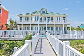 Exterior - Southern Breeze, Oceanfront House in Emerald Isle, NC! (Emerald Isle)