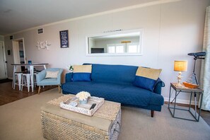 TV - Southwinds F7, Oceanfront Condo in Atlantic Beach, NC! (Atlantic Beach)