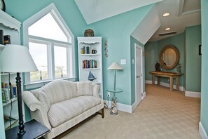 TV, fireplace, DVD player, stereo
