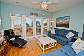 Reproductor de DVD, mesa de ping pong, impresora