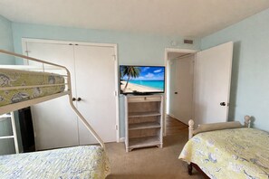 2 bedrooms, iron/ironing board, WiFi - Summer Winds B-133, Oceanfront Condo in Indian Beach, NC! (Indian Beach)