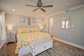 3 bedrooms, iron/ironing board, WiFi