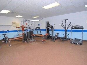 Fitness facility - Summer Winds 227, Oceanfront Condo in Indian Beach, NC! (Indian Beach)