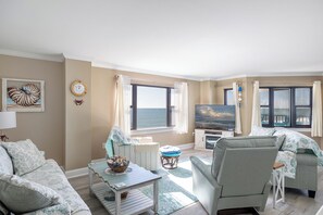 Smart TV, fireplace, table tennis - Summer Winds B-331, Oceanfront Condo in Indian Beach, NC! (Indian Beach)