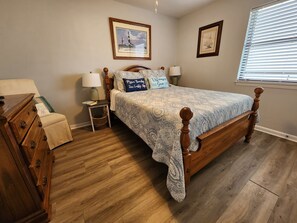 3 bedrooms, iron/ironing board, WiFi