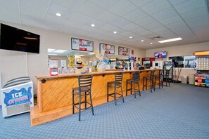 Bar (on property) - Summer Winds C-523, Oceanfront Condo in Indian Beach, NC! (Indian Beach)