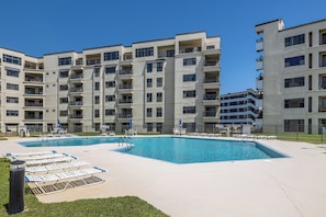 Indoor pool - Summer Winds C-523, Oceanfront Condo in Indian Beach, NC! (Indian Beach)
