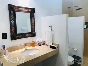 Vila, 3 quartos, acessível, sacada | Banheiro