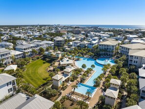 Seasonal outdoor pool - 30A Beach House - Beach Ball (Panama City Beach)