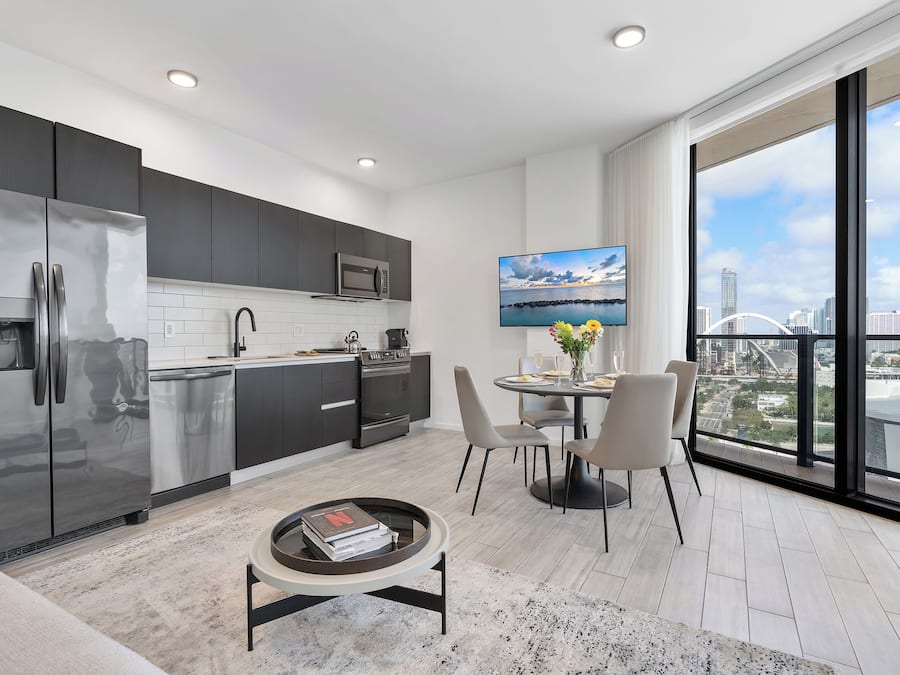 City Apartment, 2 Bedrooms, Ocean View, Oceanfront1609 | Living area | 55-inch Smart TV with cable channels