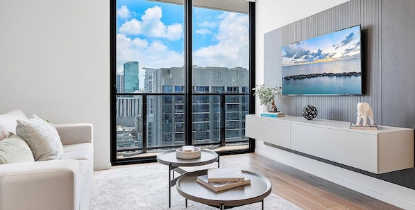 City Apartment, 2 Bedrooms, Bay View, Oceanfront2517 | Living area | 55-inch Smart TV with cable channels - Miami Vacation Rentals - Downtown (Miami)
